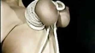 ก้นท่อนปลอมร่วมรักของเล่นเครื่องสั่น ดู วิดีโอ โป๊